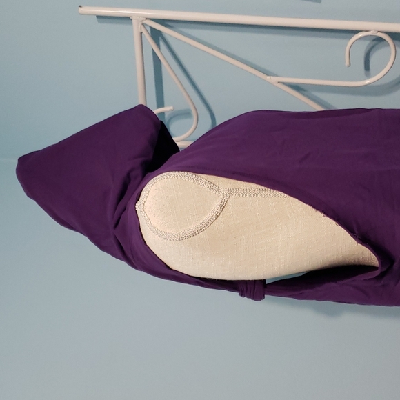 Hooded Vest - Picture 5 of 14